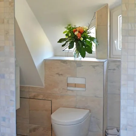 Kapitans Hus - Haushalfte 01 Mit Kamin, Sauna, Wasserblick * Gross Stresow